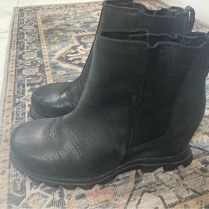 Sorel III Chelsea Wedge size 8